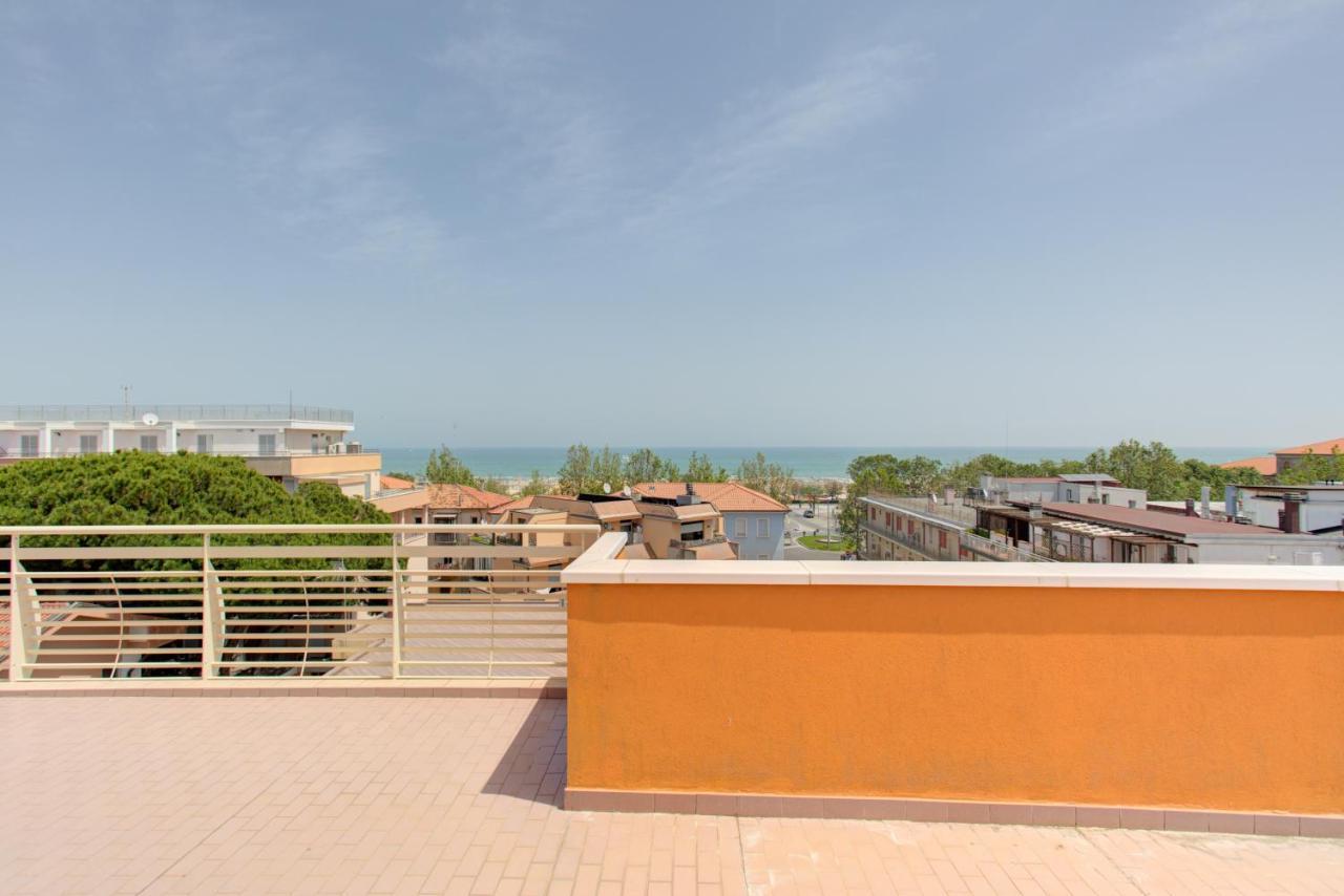 Hotel Nella Rimini Dış mekan fotoğraf