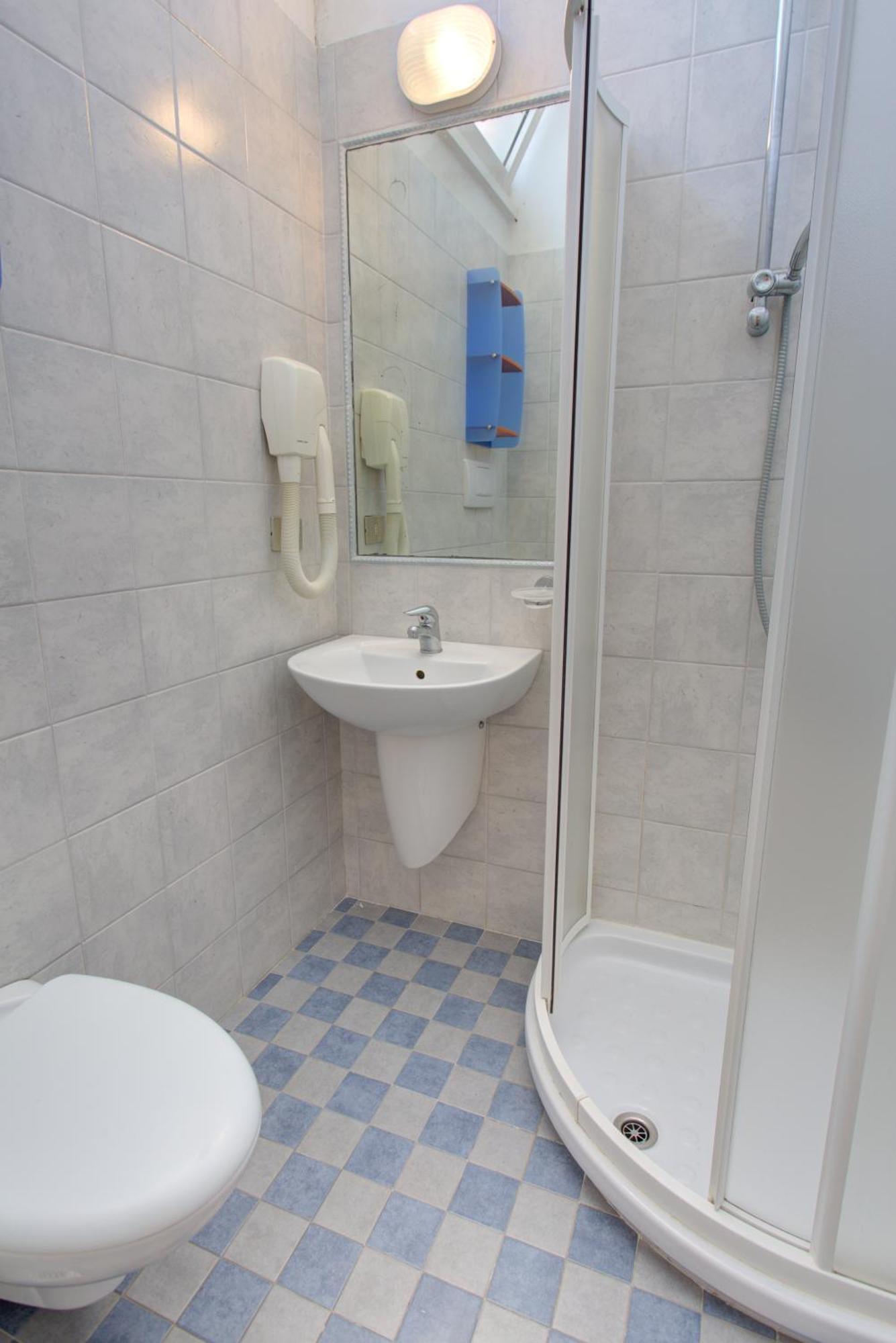 Hotel Nella Rimini Oda fotoğraf