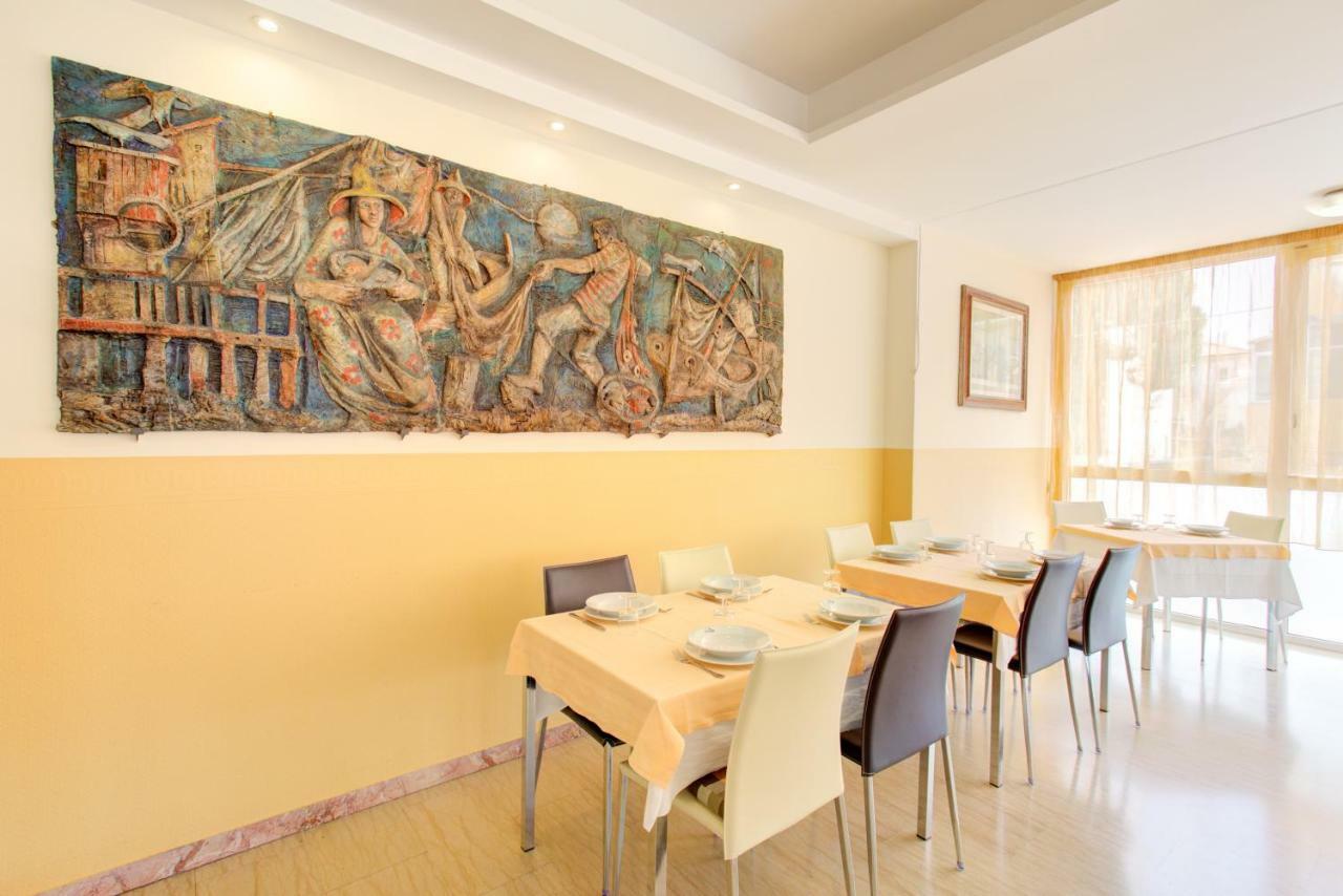 Hotel Nella Rimini Dış mekan fotoğraf